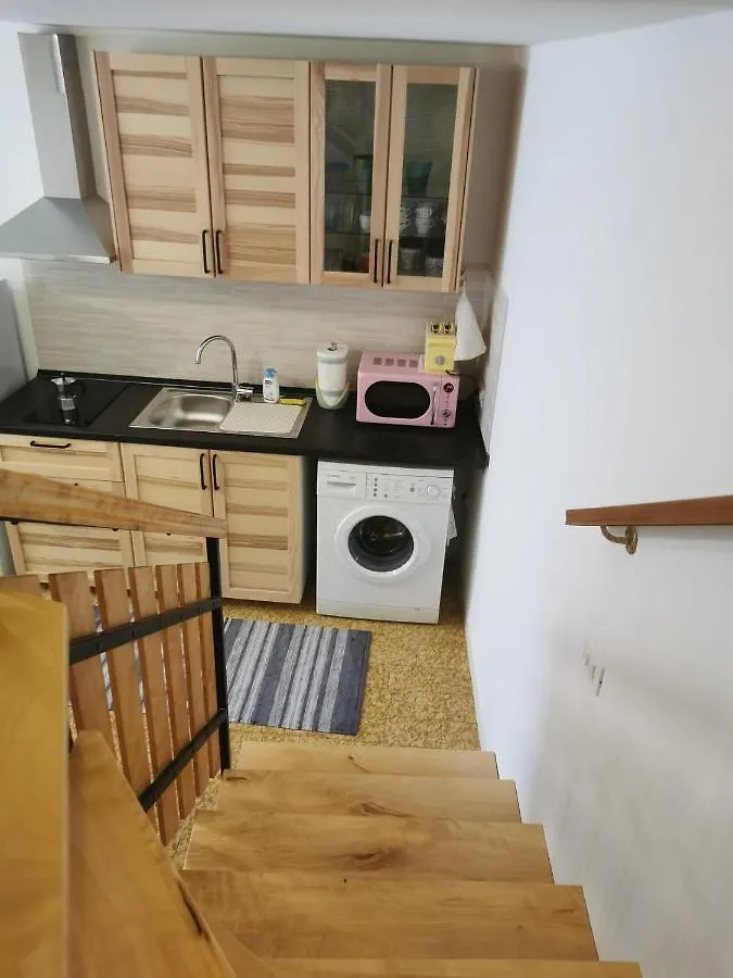 Tiny House Dolomiti Villa Sovramonte 0*,  Italy